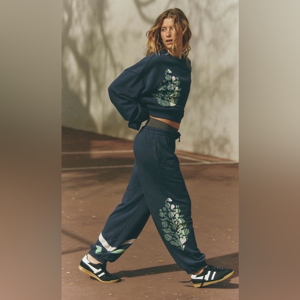 Free People All Star Logo Pants Size Large NWT